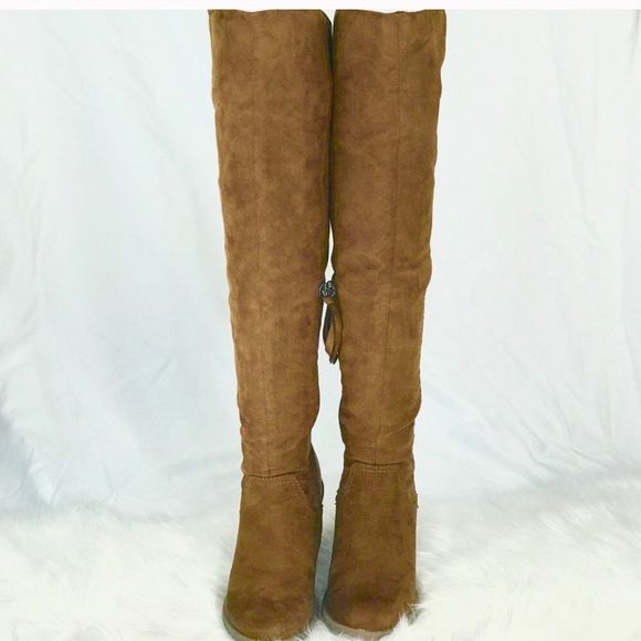 Dolce Vita Over the Knee Boot - Picture 3 of 8